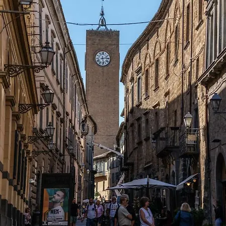 Home In Orvieto - Corso Cavour 138 Buitenkant foto